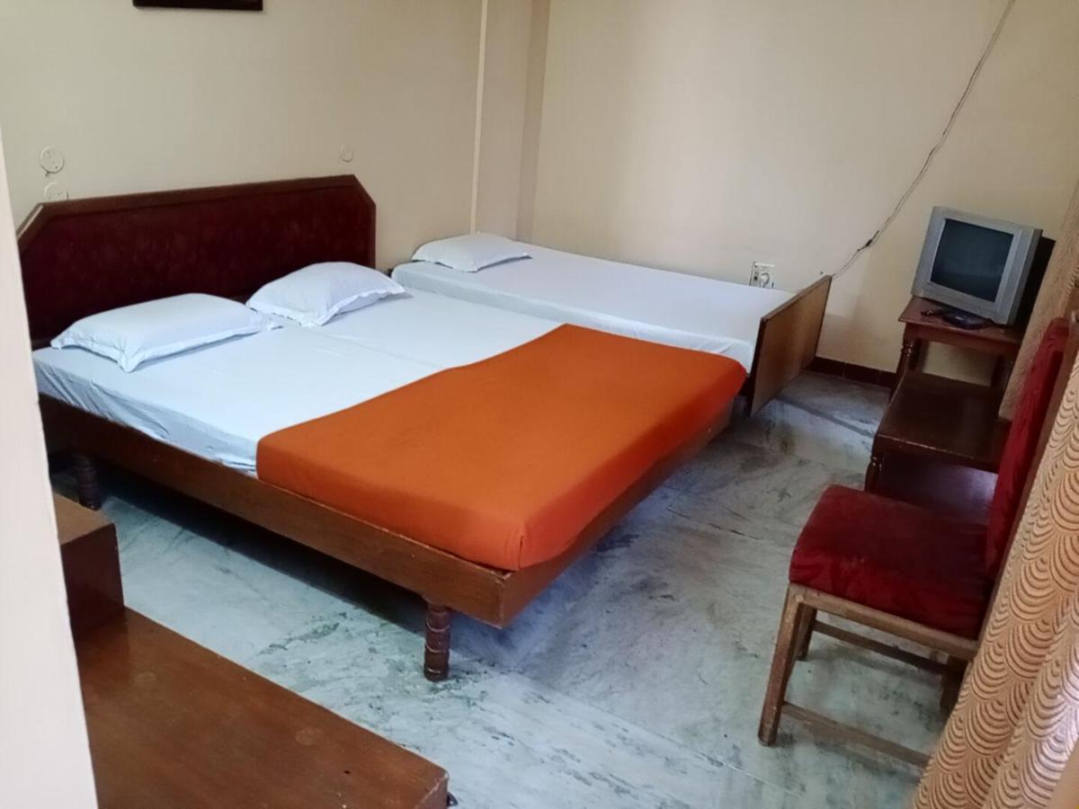Hotel Soorya International Пондичерри Экстерьер фото