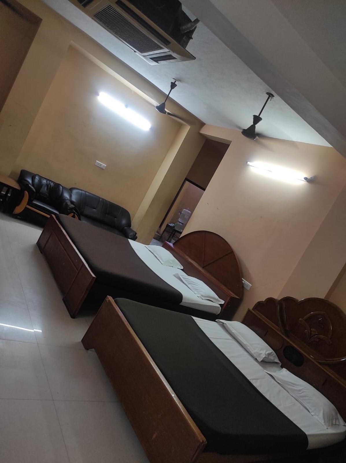 Hotel Soorya International Пондичерри Экстерьер фото